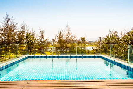 Cost of Glass Pool Fence Repair in Cape Coral, FL