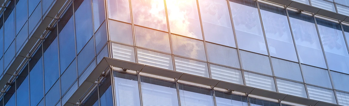 UV-Resistant Glass Experts&nbsp;in Cape Coral, FL